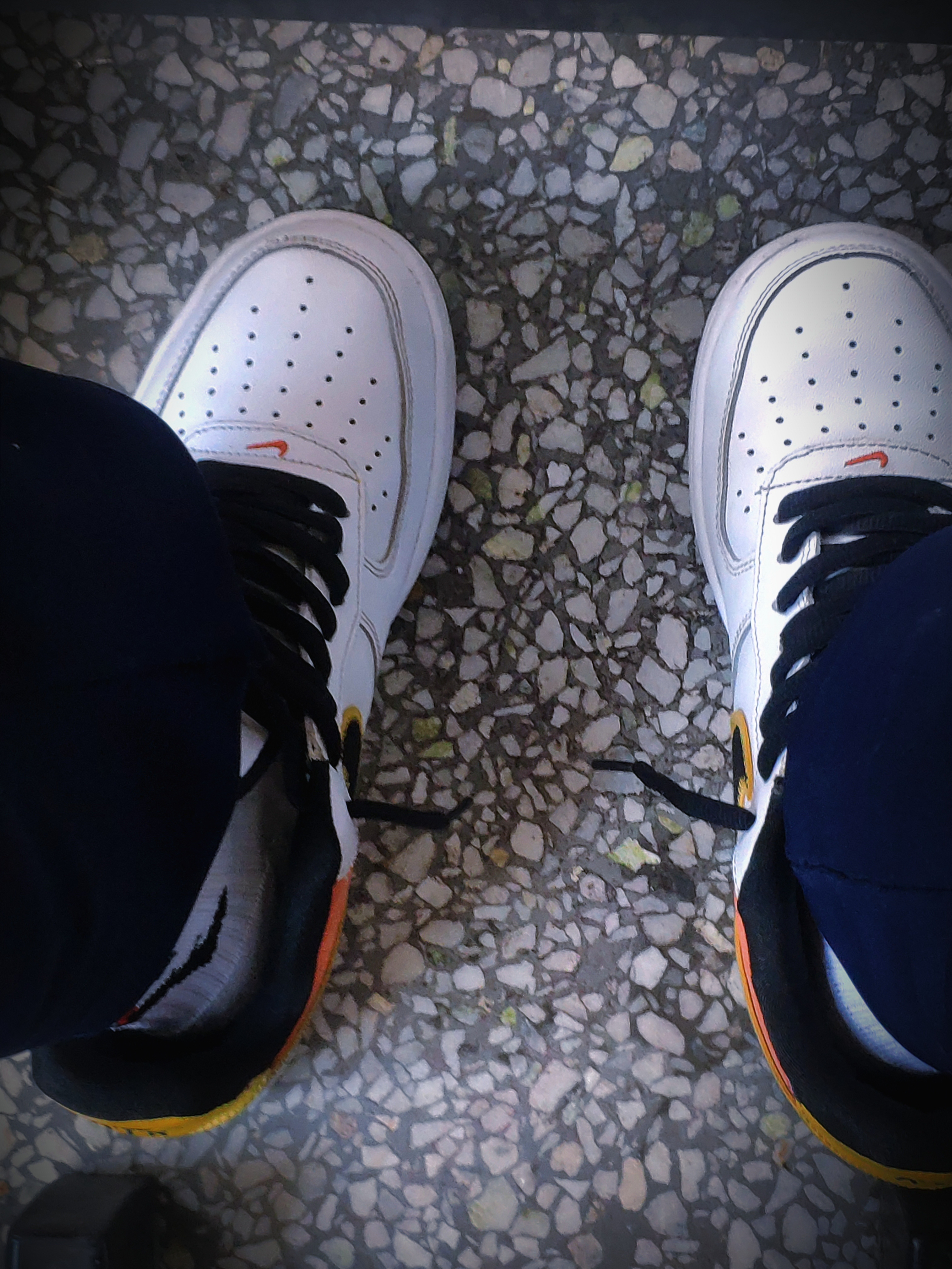 👟球鞋名称：空军一号外星人

🔍分享理由
