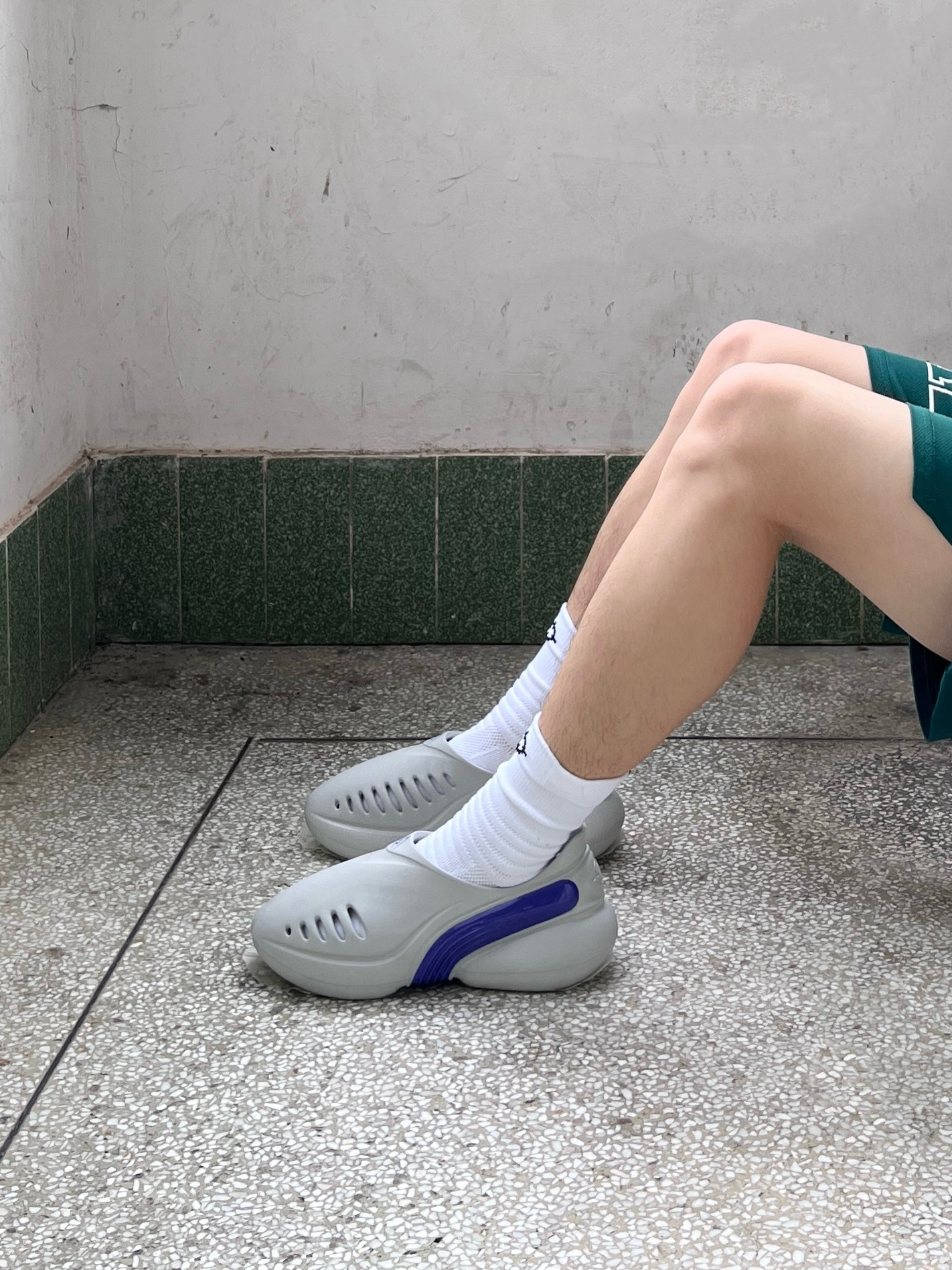 Ootd/这双签名洞洞鞋也太舒服了吧