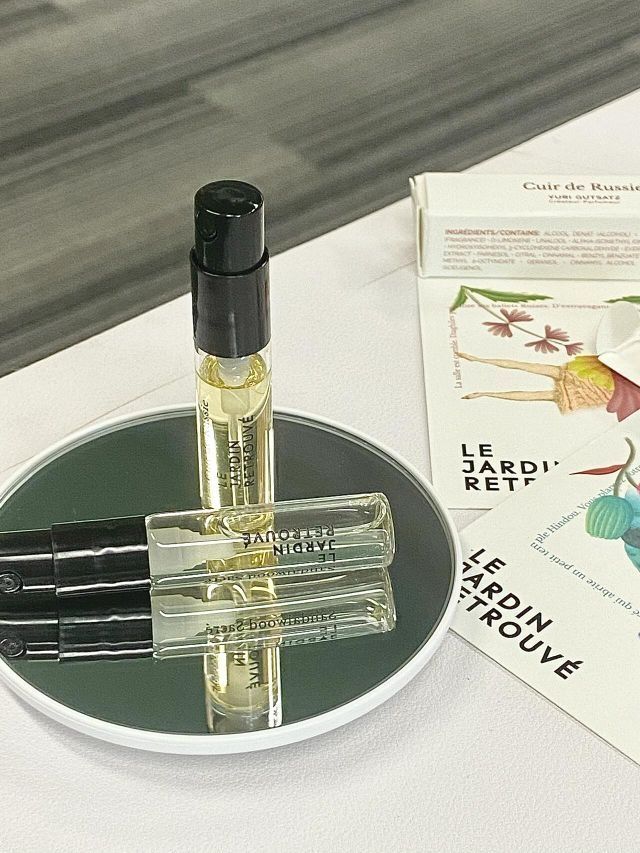 拥有大牌香水小样的快落！