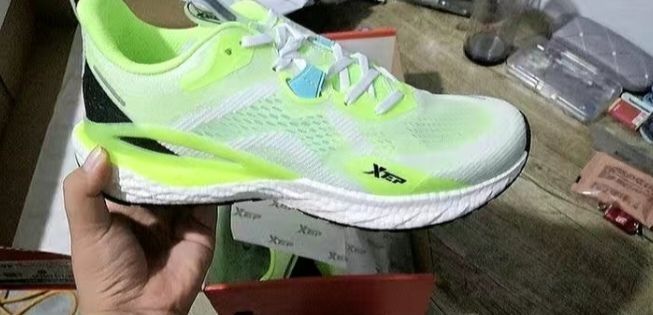 通勤跑鞋