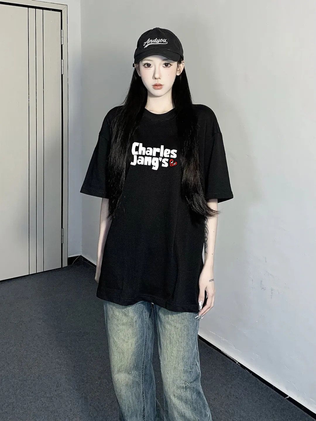 总会给你惊喜的字母短袖T恤