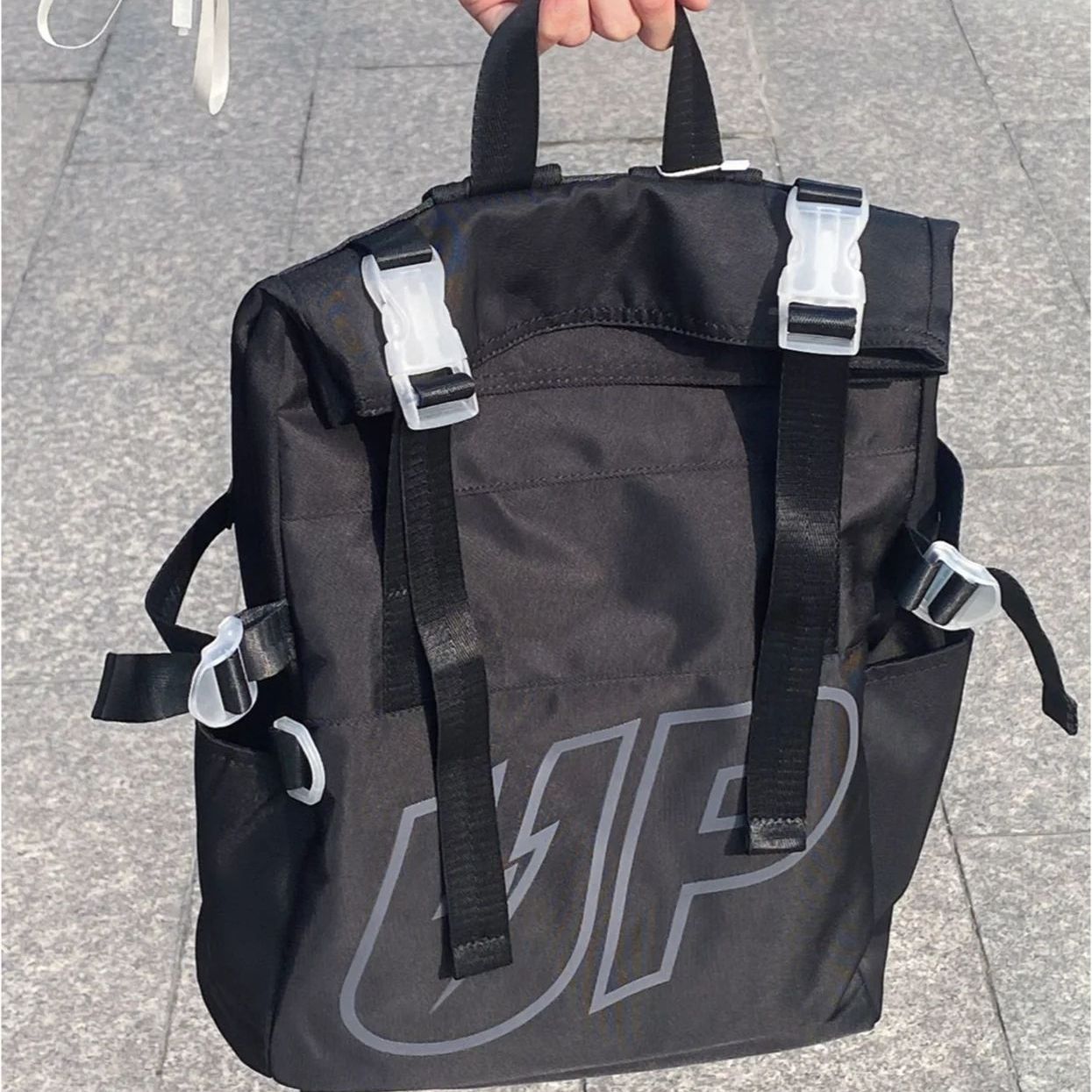 这么好看的时尚旅行背包谁能不爱啊