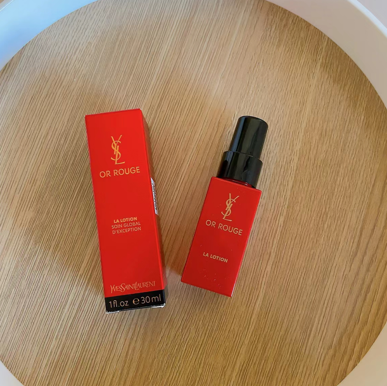 YSL 藏金水的瓶子也太有质感啦 沉甸甸的！