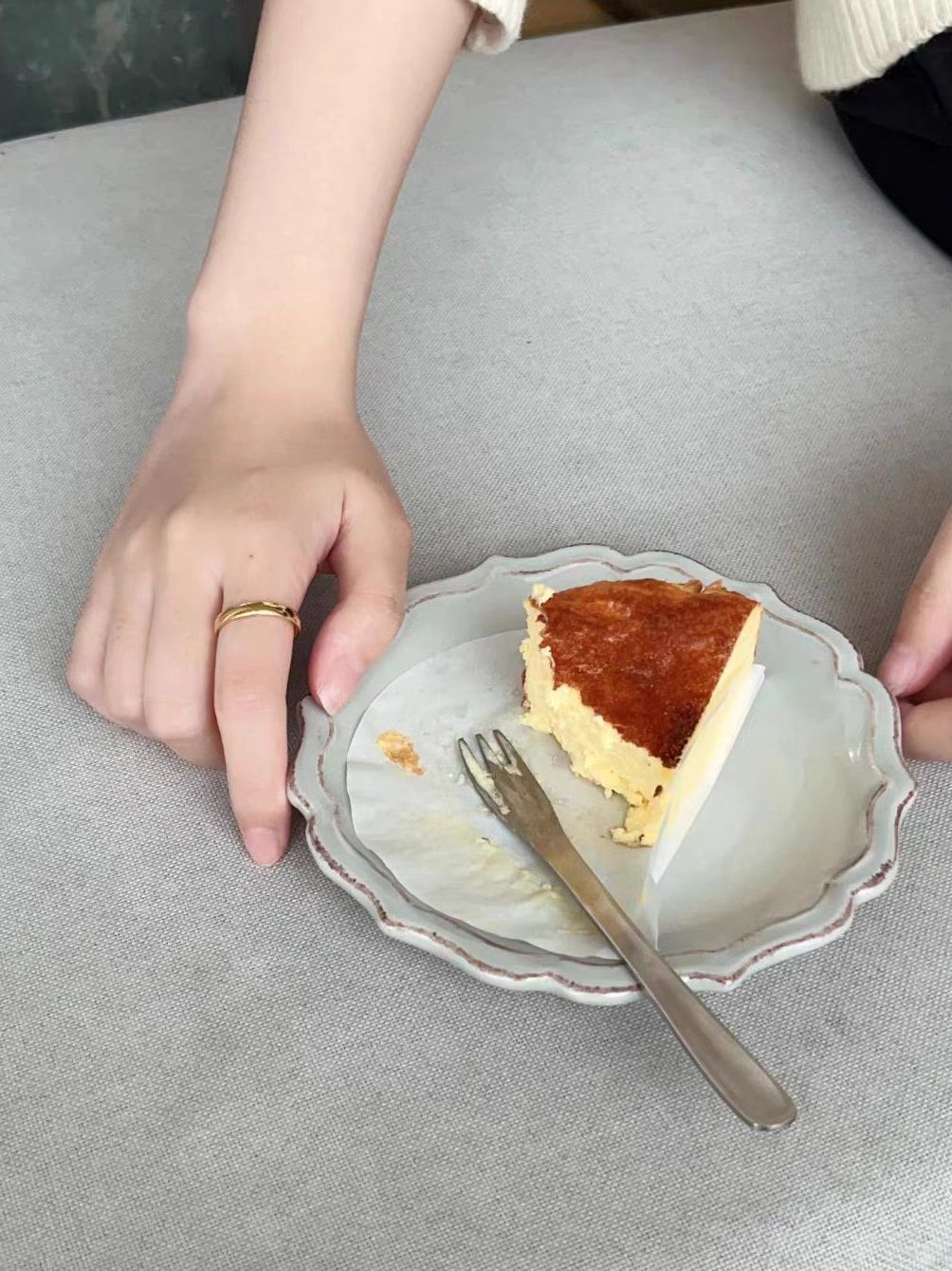 美丽大方的黄金素戒真心动
