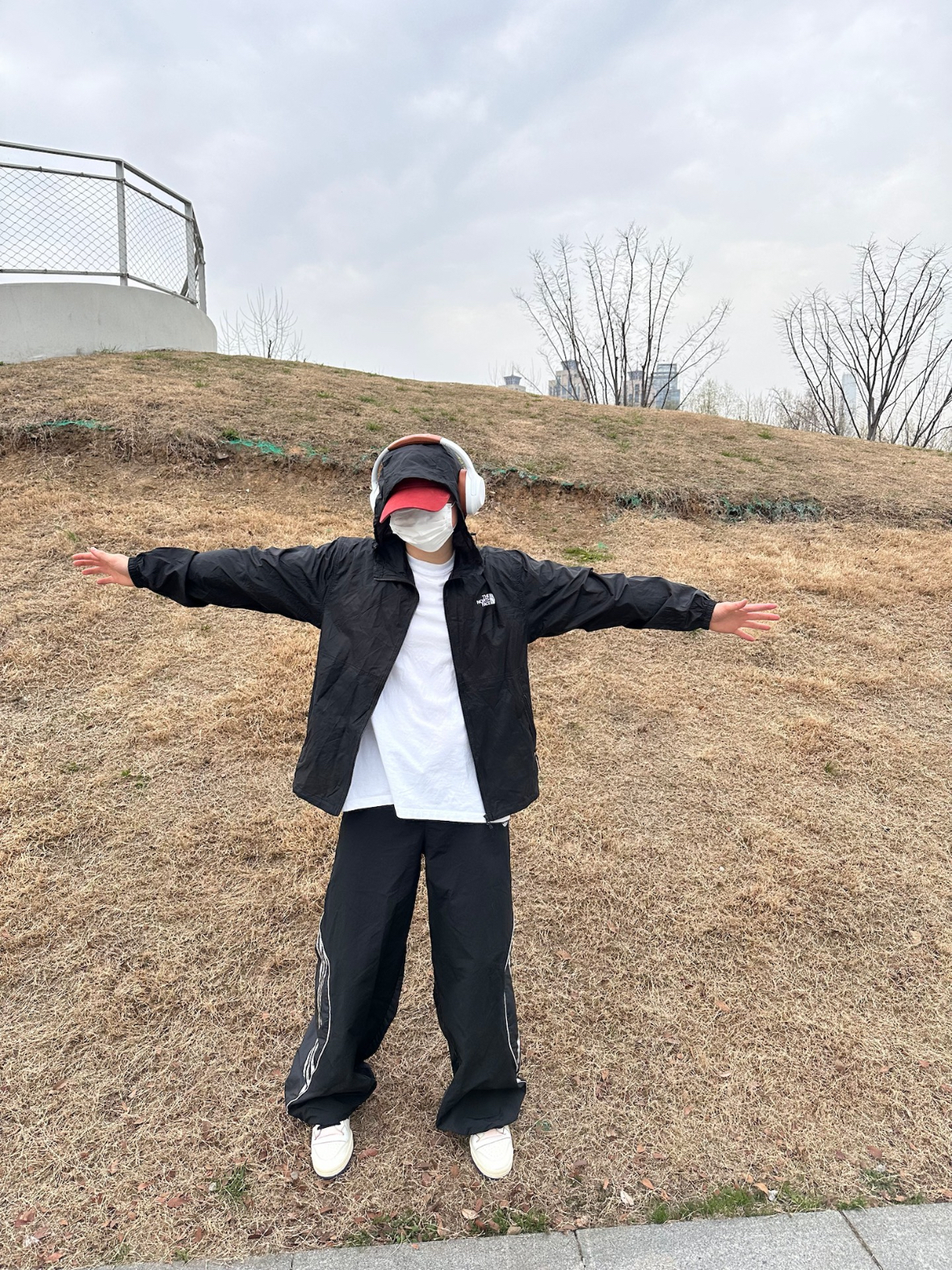 衣柜不会缺少的夹克 非它莫属