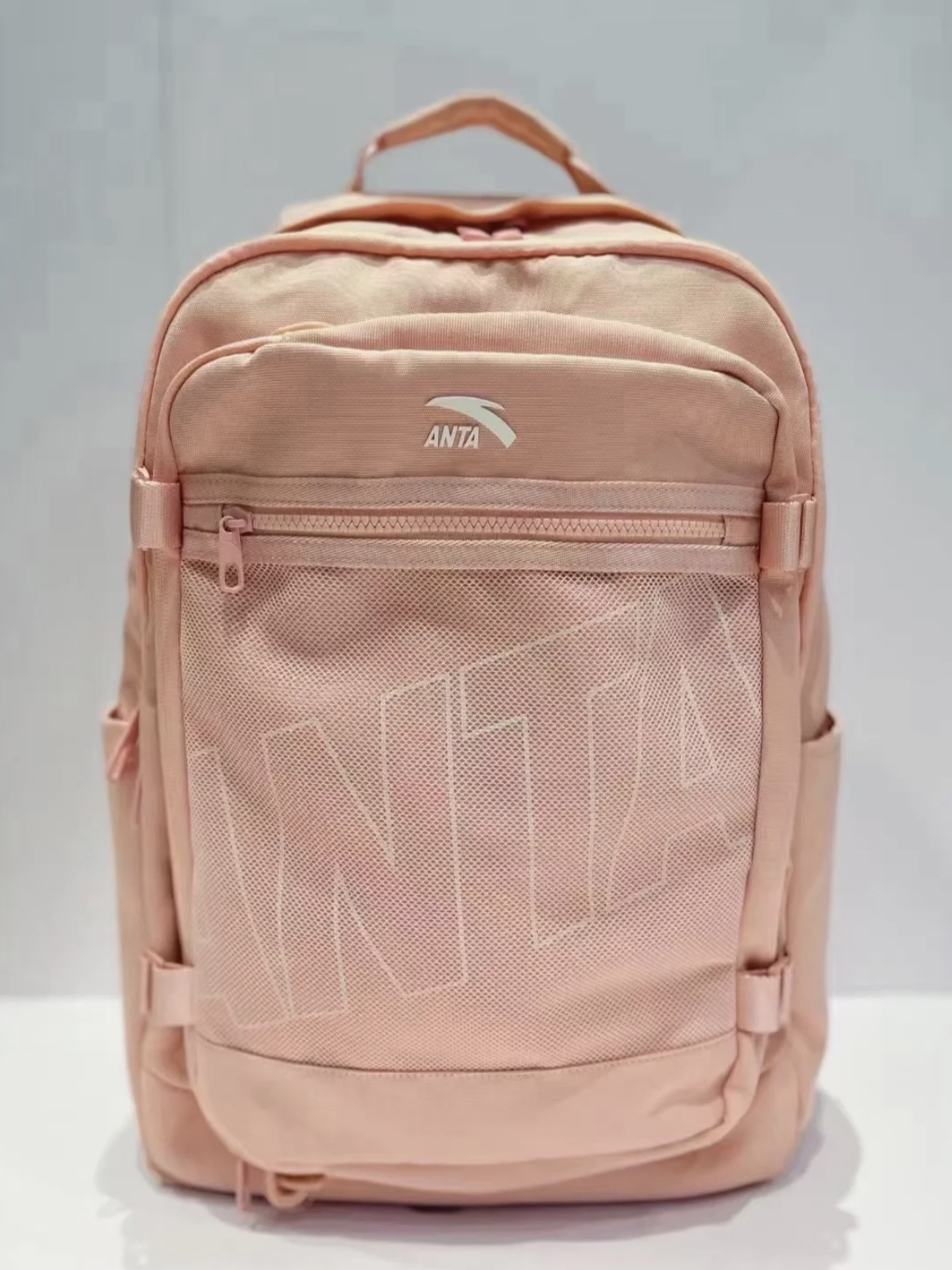 粉粉嫩嫩的双肩背包🎒
