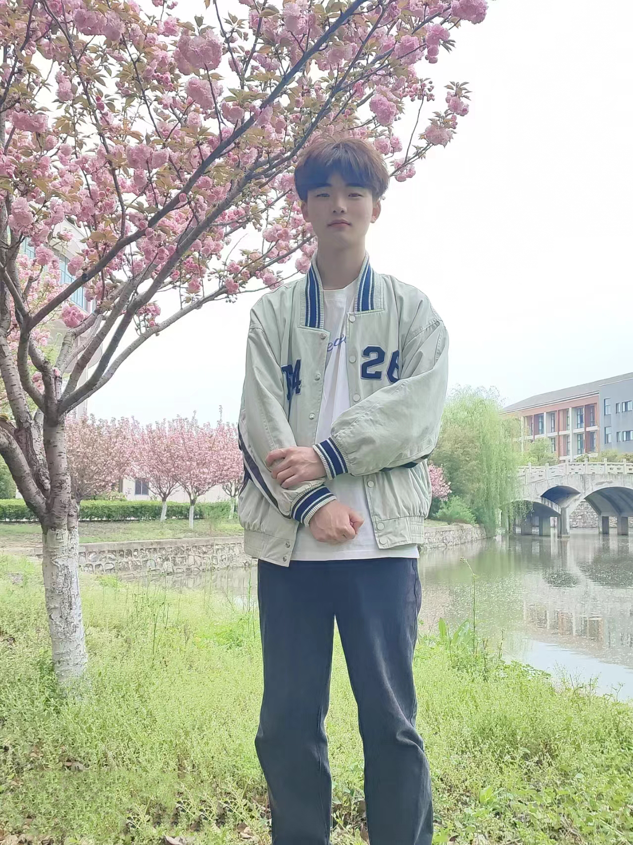春天就要放肆穿