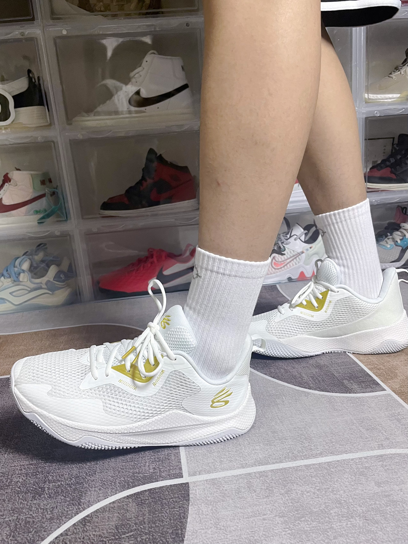 浅谈Under Armour Curry hovr 库里 低帮篮球鞋 上脚体验