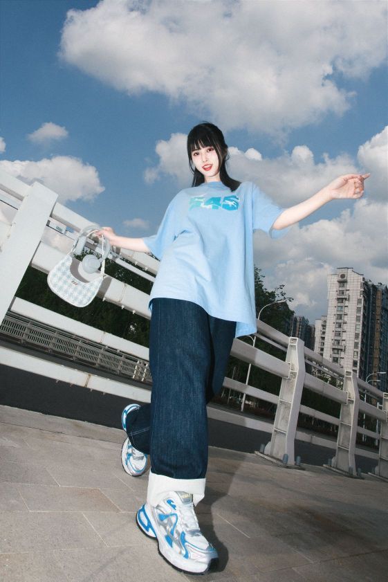💙夏日时尚！永远属于蓝色！
