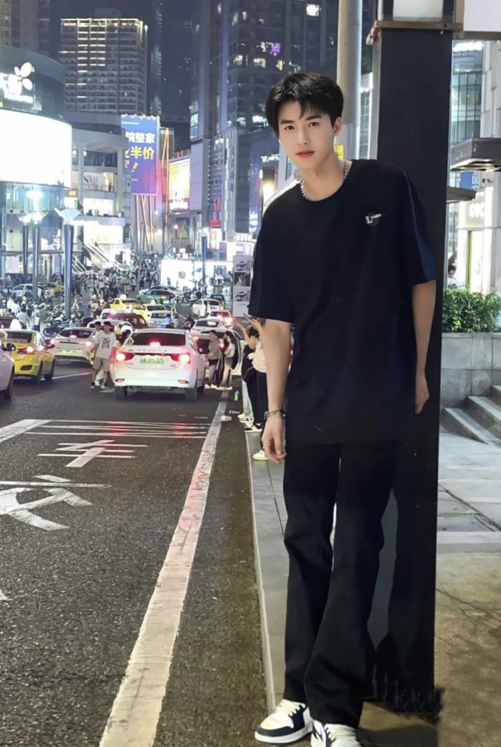 我们深知，好的原料是打造优质服饰的关键。