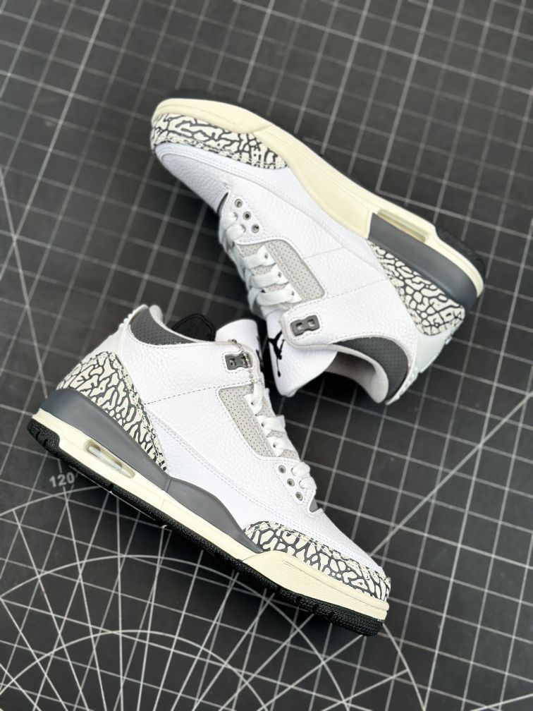 
Air Jordan 3
