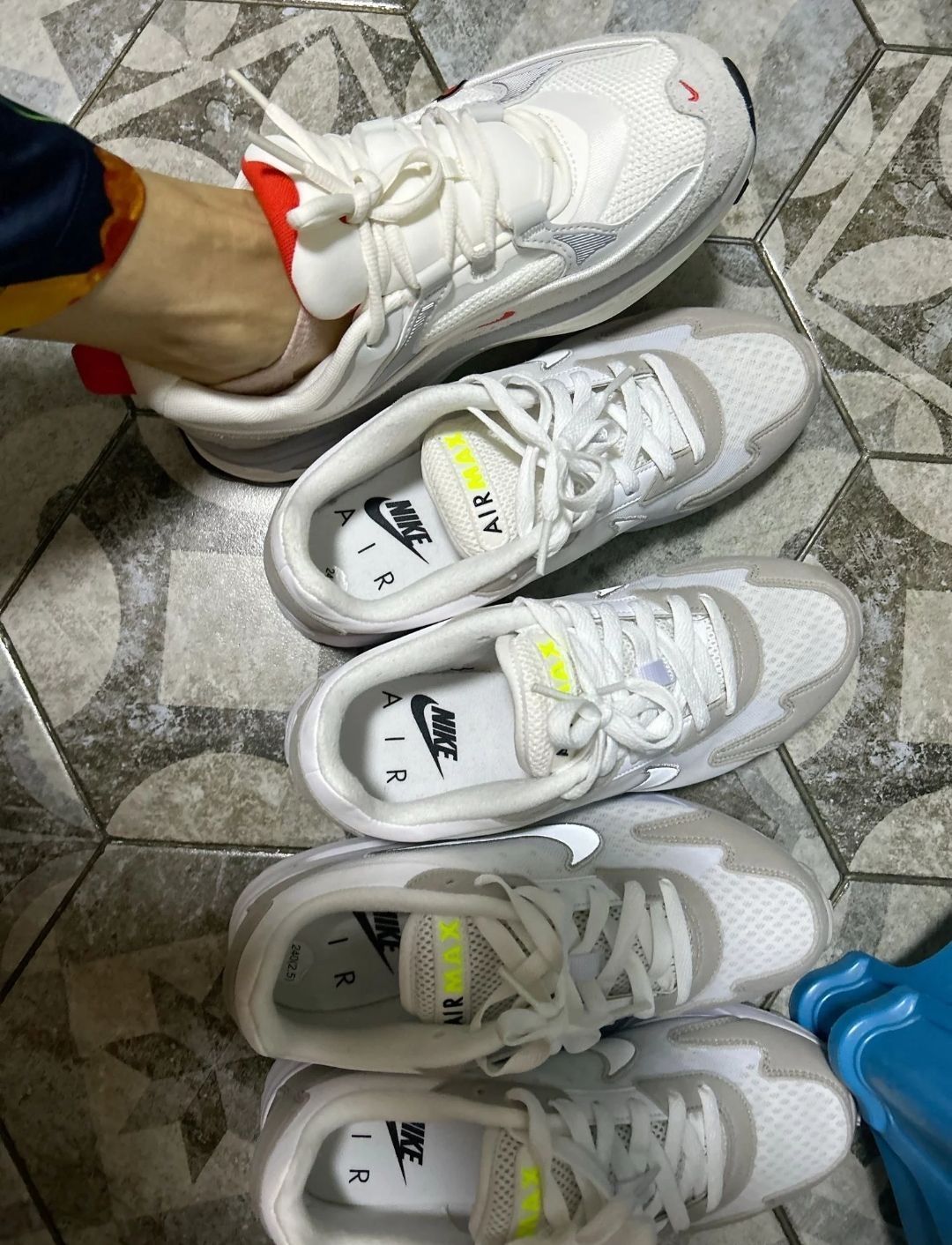 【球鞋开箱】Nike AIR MAX SOLO：轻盈踏风，女子运动新宠！一开箱，空气感MAX的气垫直