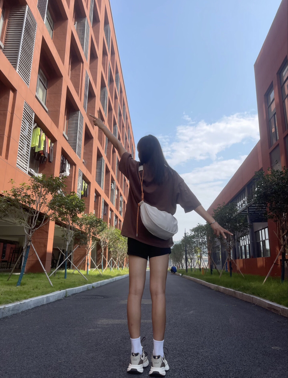 OOTD 饺子包别太有氛围……
