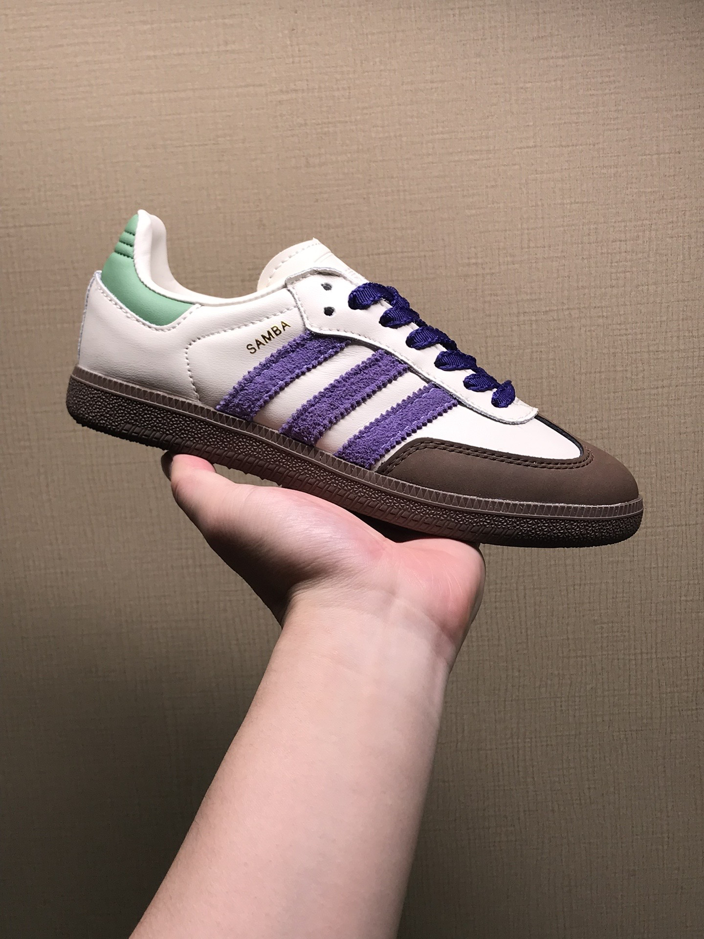 阿迪达斯/三叶草Adidas Origi