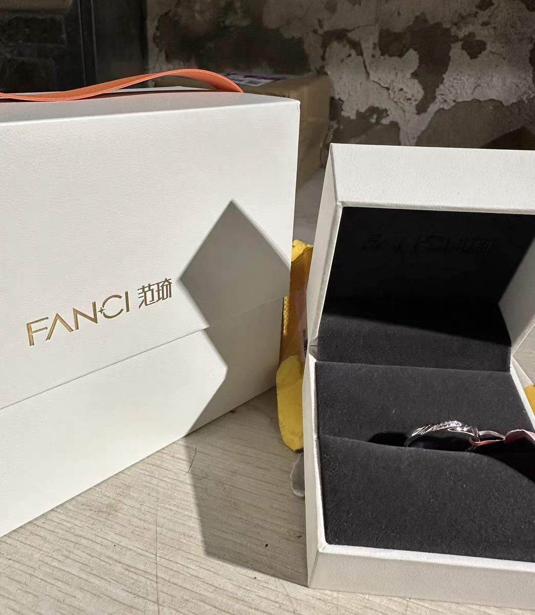 💍莫比乌斯爱意无限循环 925银情侣戒指