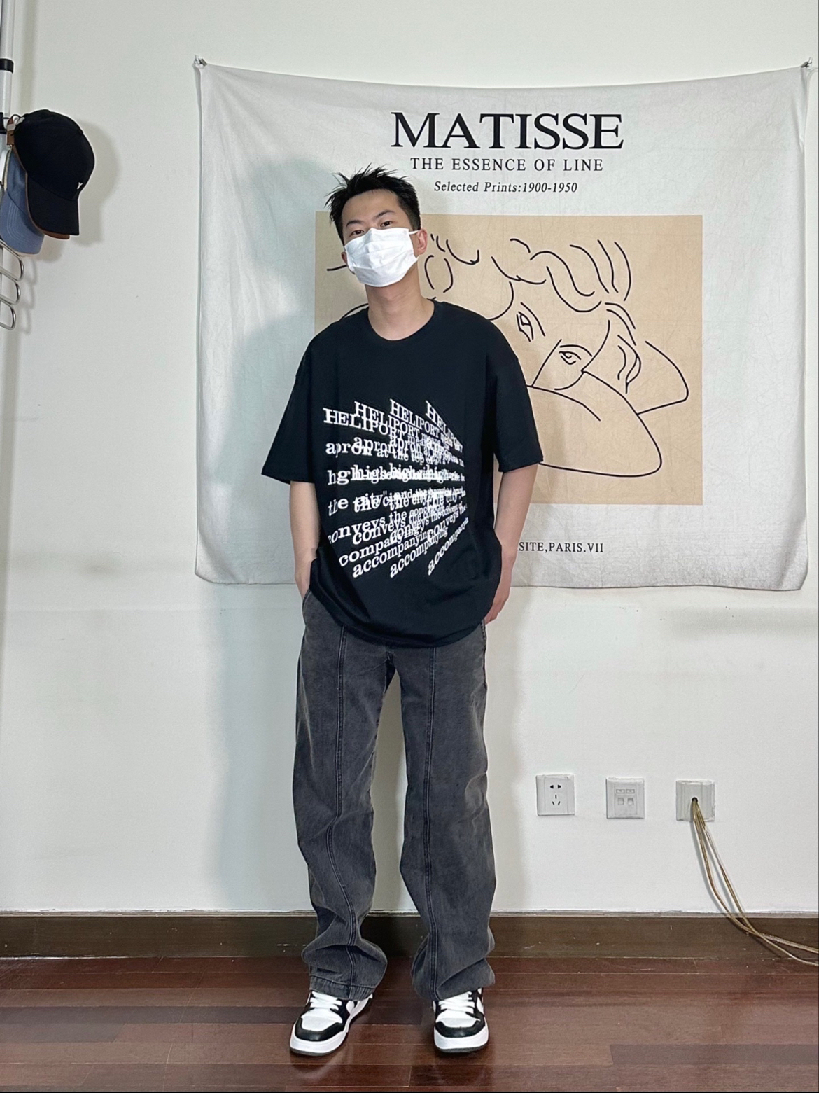 不规则印花T恤