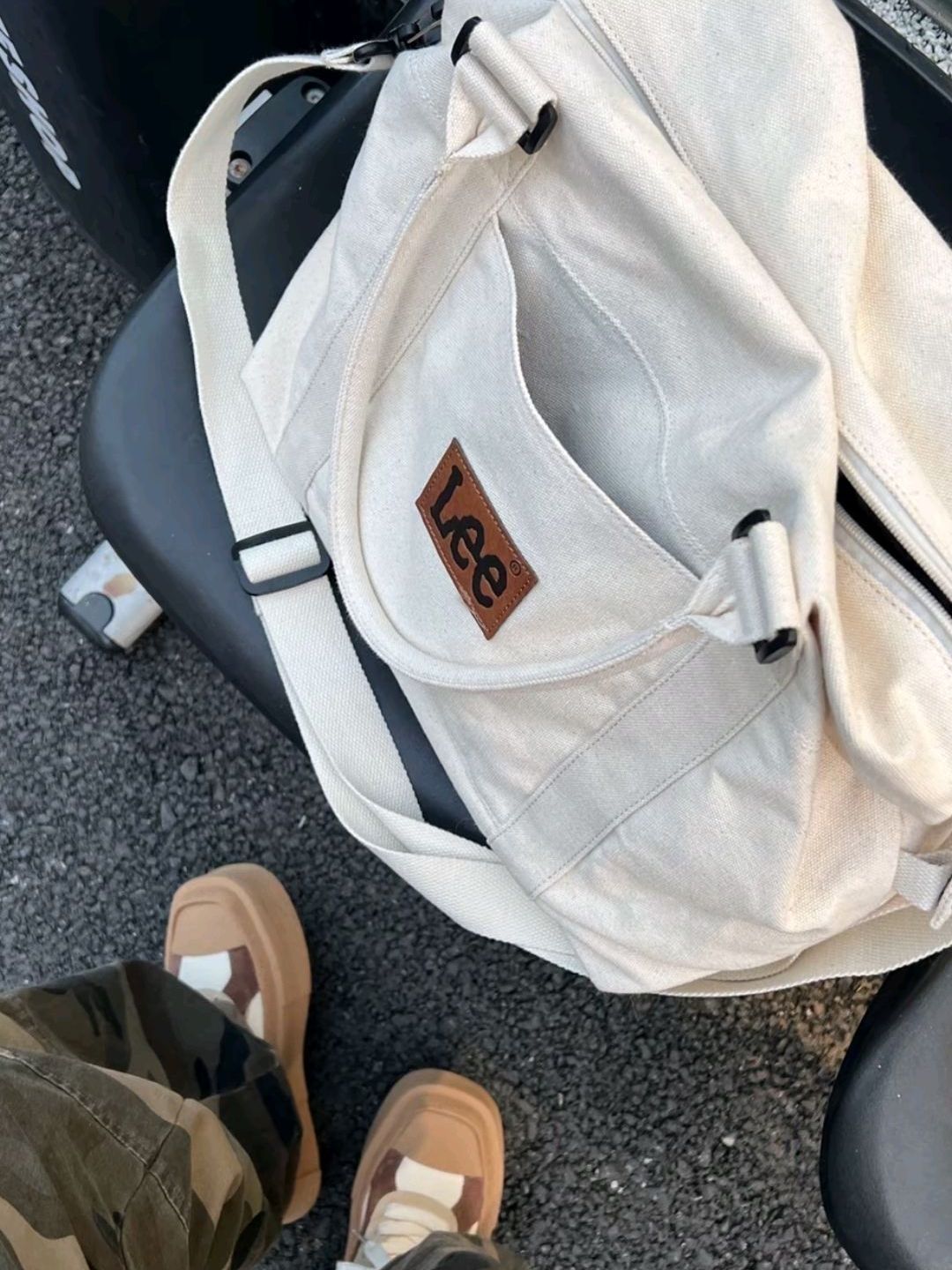 🎒出差旅行必备神器！大容量多功能斜挎包