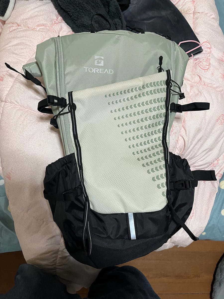 这个登山包真的巨巨巨百搭