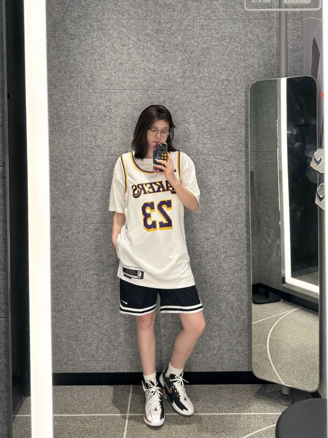 耐克 美式速干条纹五分松紧腰直筒开衩梭织运动短裤✨