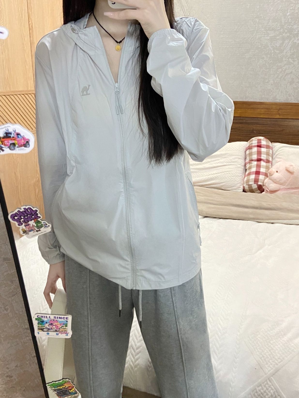 Camel 冰丝防晒衣穿搭分享