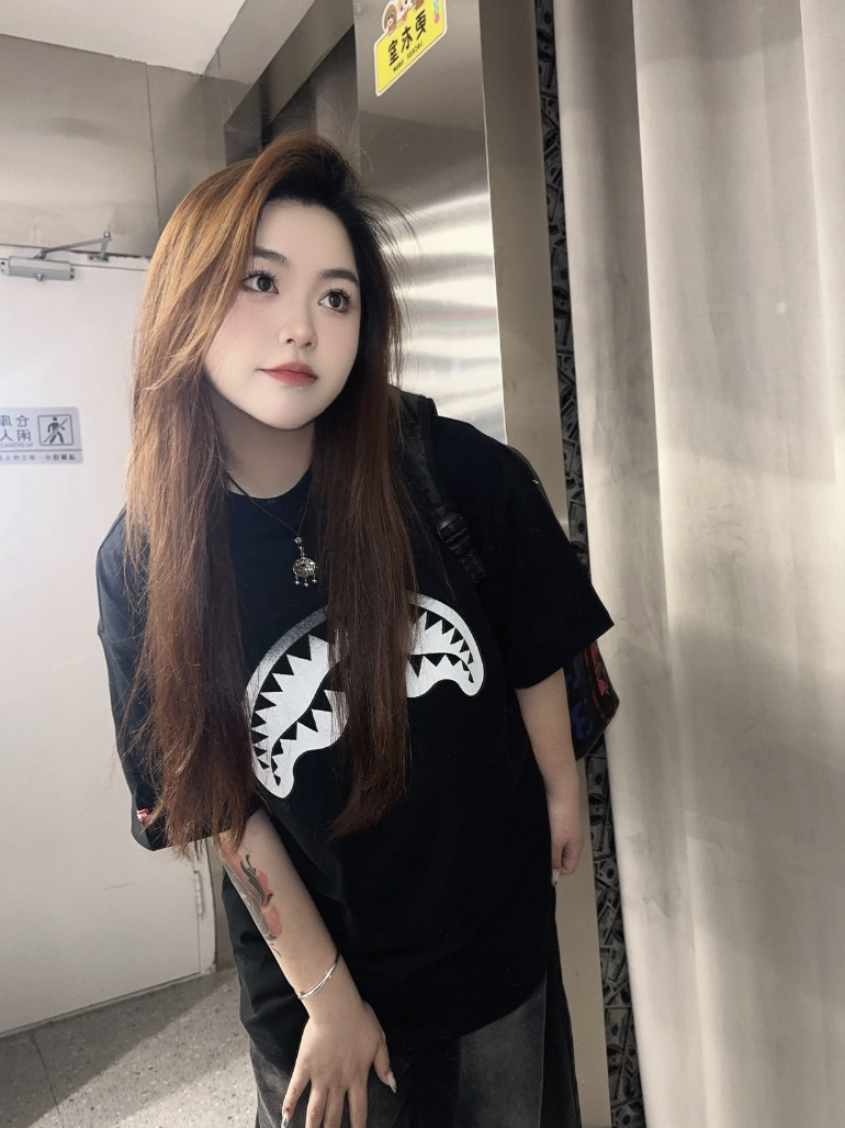 OOTD | 中性风黑色系穿搭 这一身太舒服了！