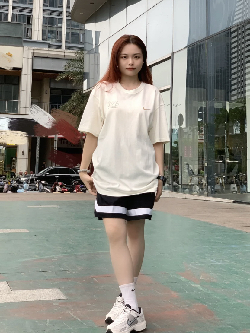 谁能懂简约T恤的魅力…