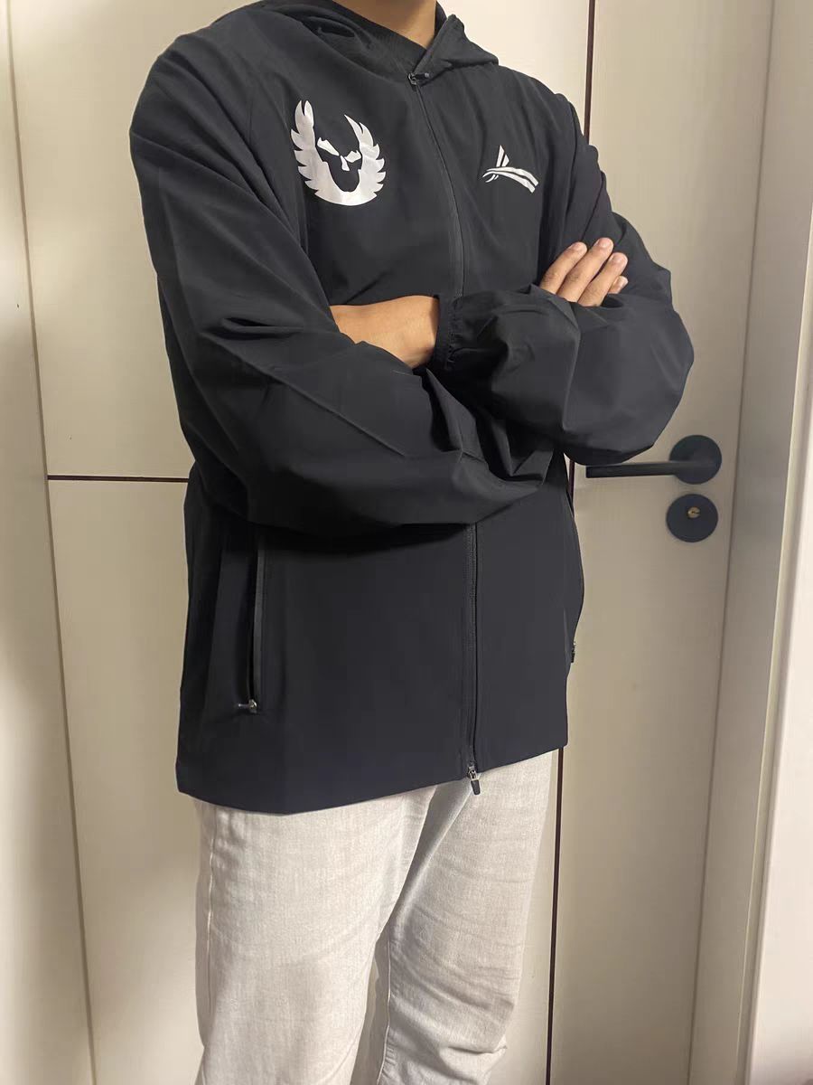 儿子穿着很好看