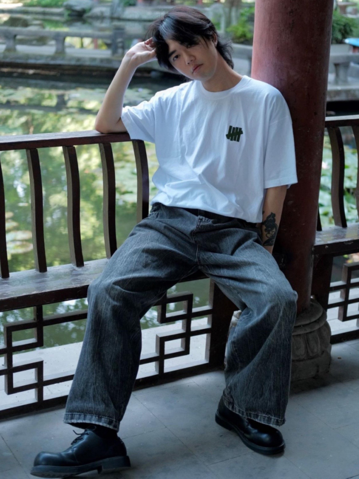 Undefeated 时尚百搭宝藏短袖T恤