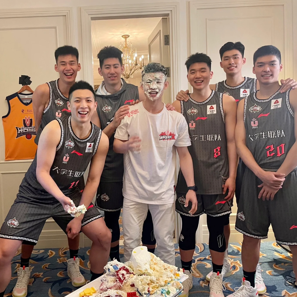 Li Ning 潮流短裤是每个男生的心头爱吧