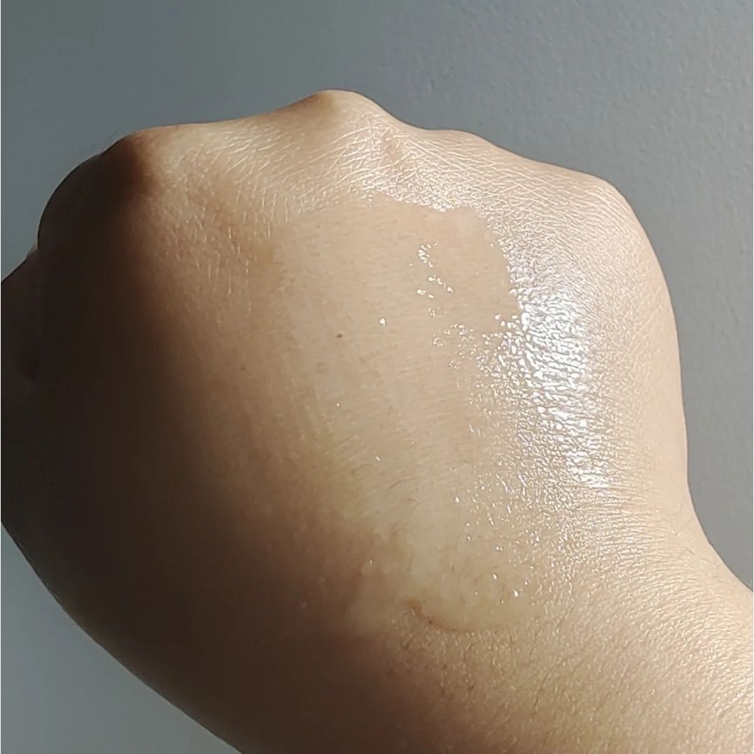 YSL焕肤保湿爽肤水，一款专为现代女性打造的护肤佳品。💧✨

一、产品概述

这款爽肤水，