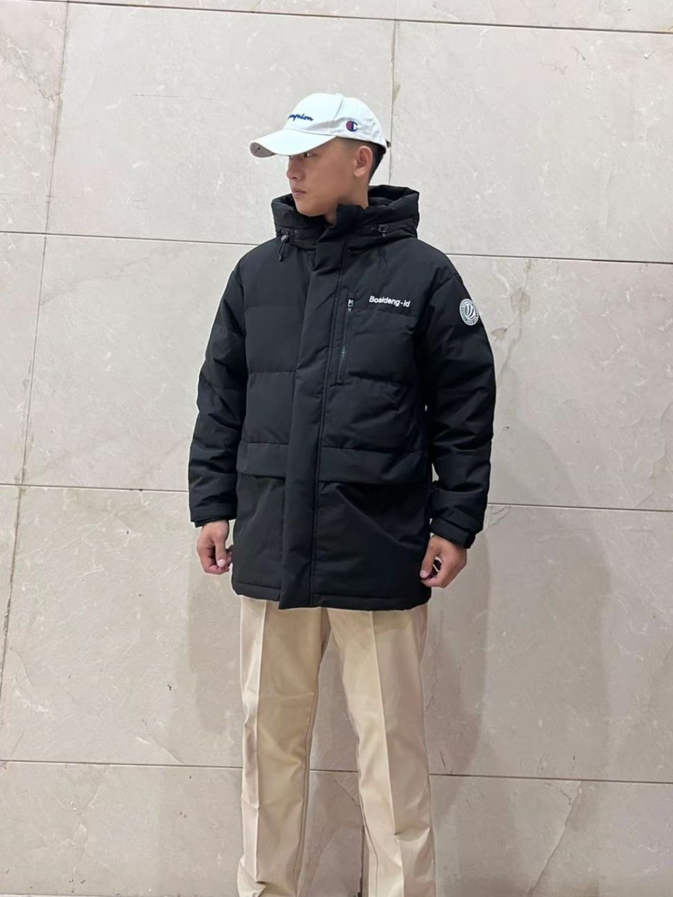 波司登新品推荐🔥 一手长廓形加厚保暖短款连帽羽绒服