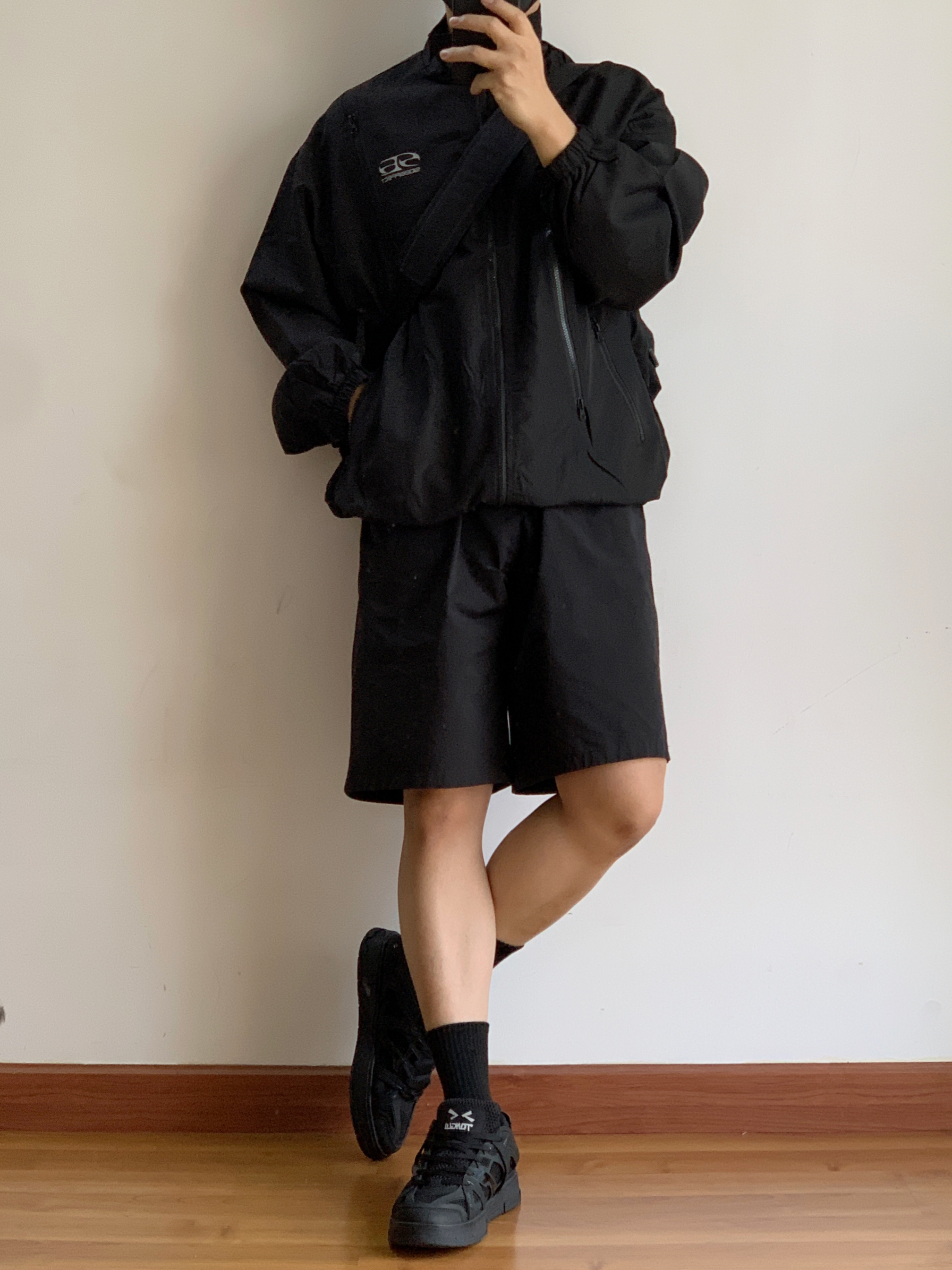 穿得越黑，越多人追🥷