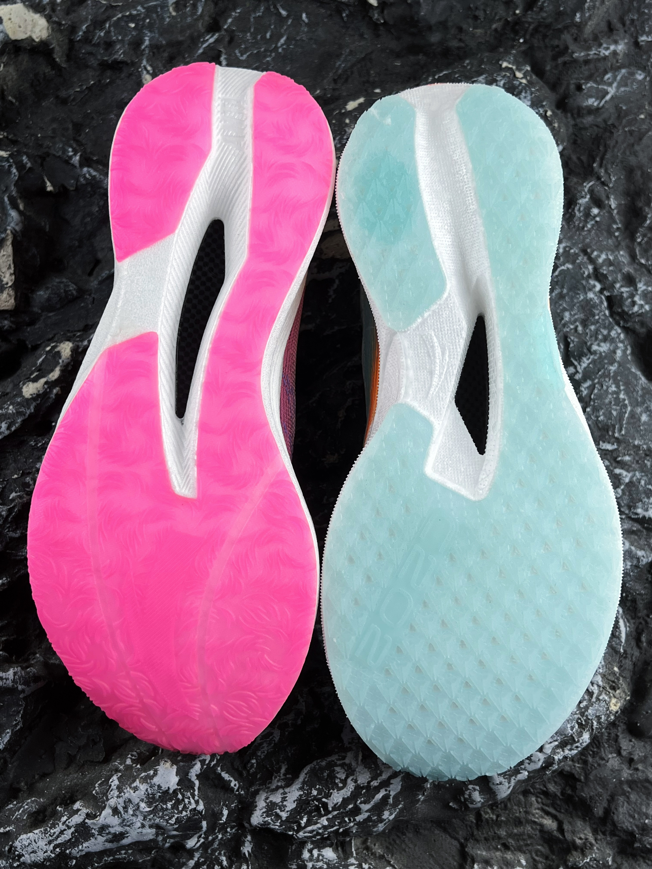 价格差不多,到底咋选?!