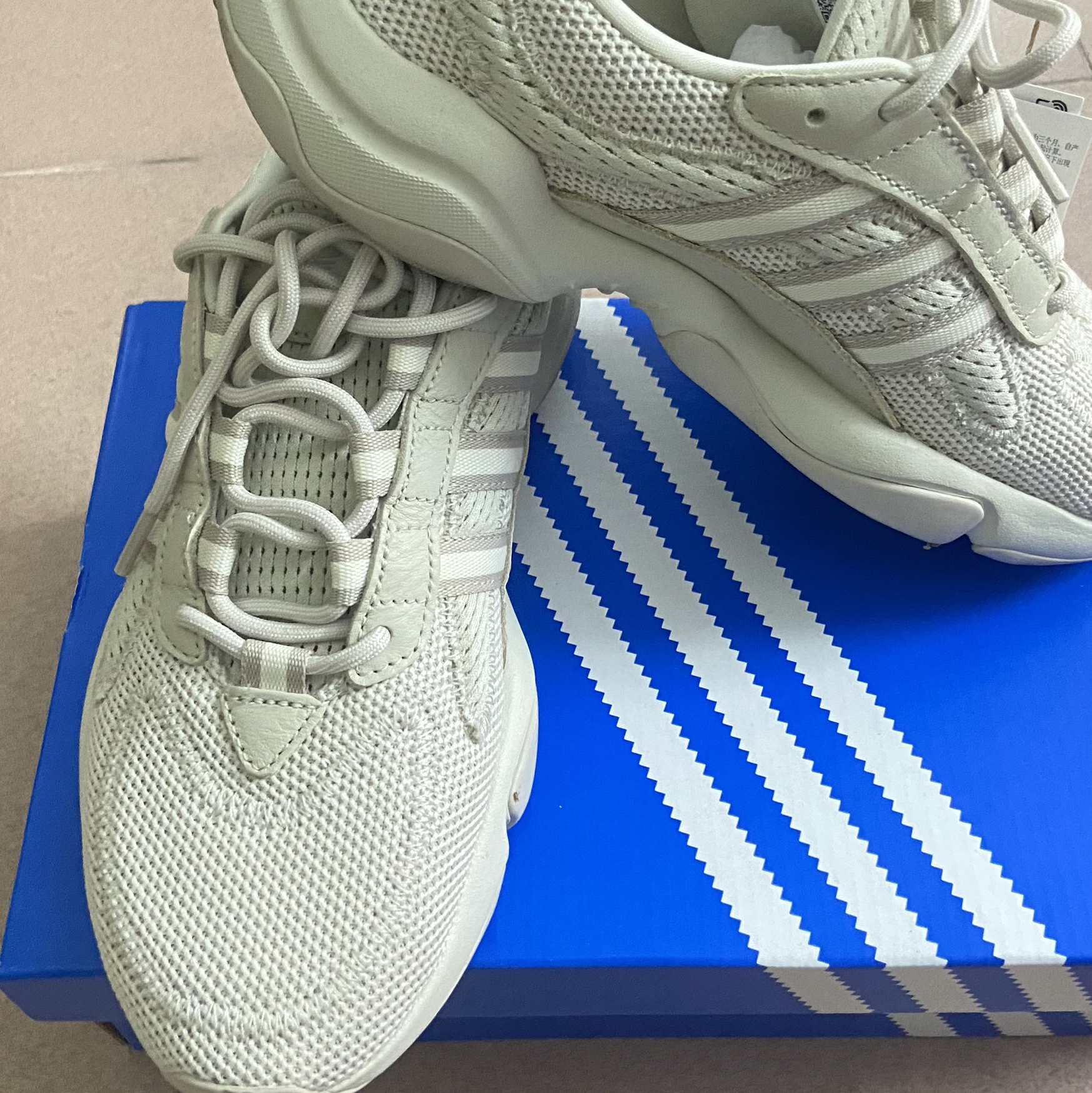 Adidas☘️只要200💰?这真的是太戳我❤️~直接鲨疯❕