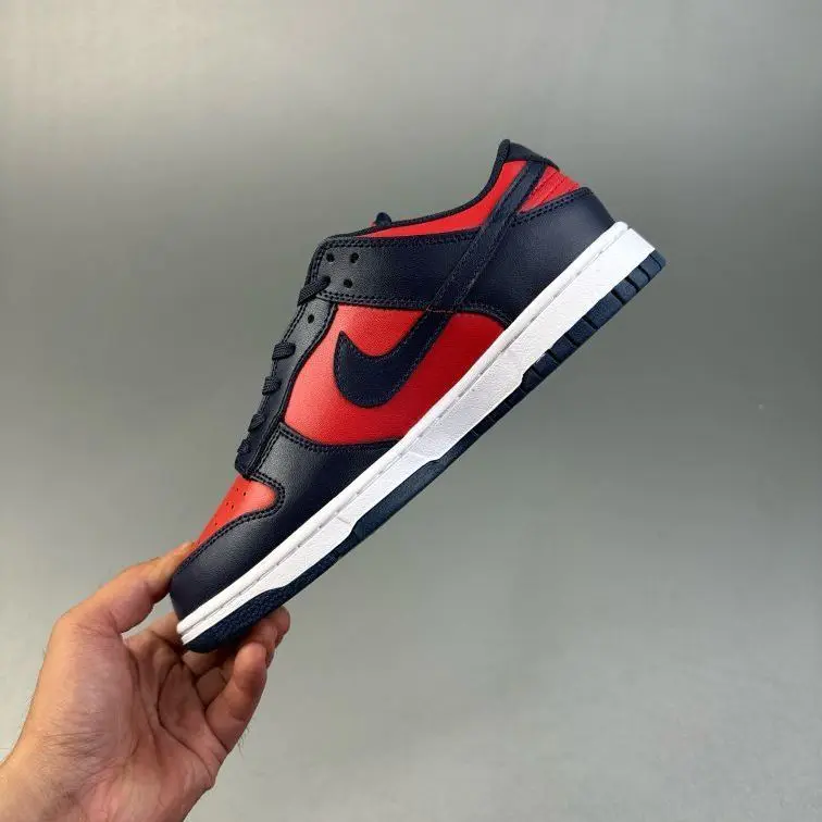 《Nike Dunk Low CO.JP “City Attack”:红与黑的时尚之选》