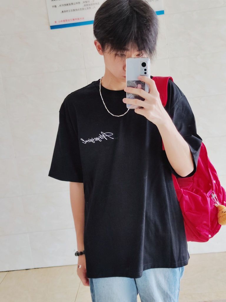 最近爆火的字母印花短袖💯