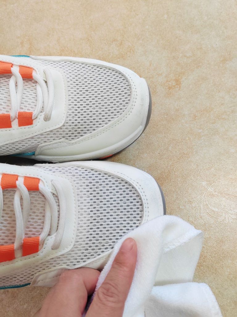 🎀GOTO 泡沫清洗球鞋神器,让鞋子焕新如初💦👟