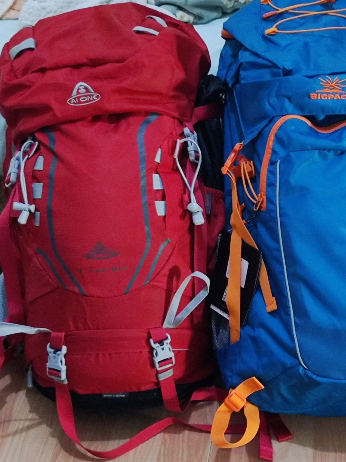 专业登山还得这款双肩包