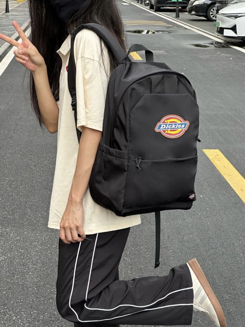 哦耶 淘到了一只好喜欢的超大美式双肩包