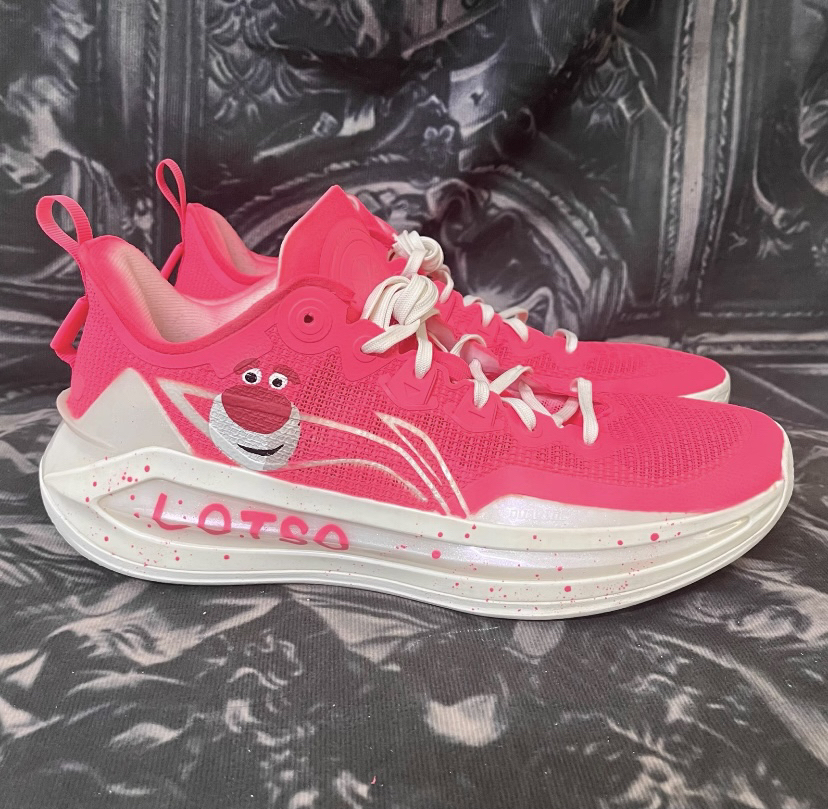 后卫实战怎么可以没有这双李宁利刃3v2