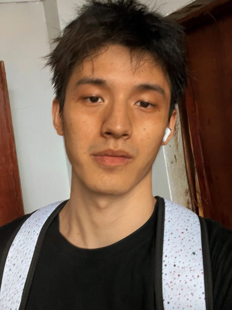 护肤一个月的变化！👍（终于不是邋遢男孩）