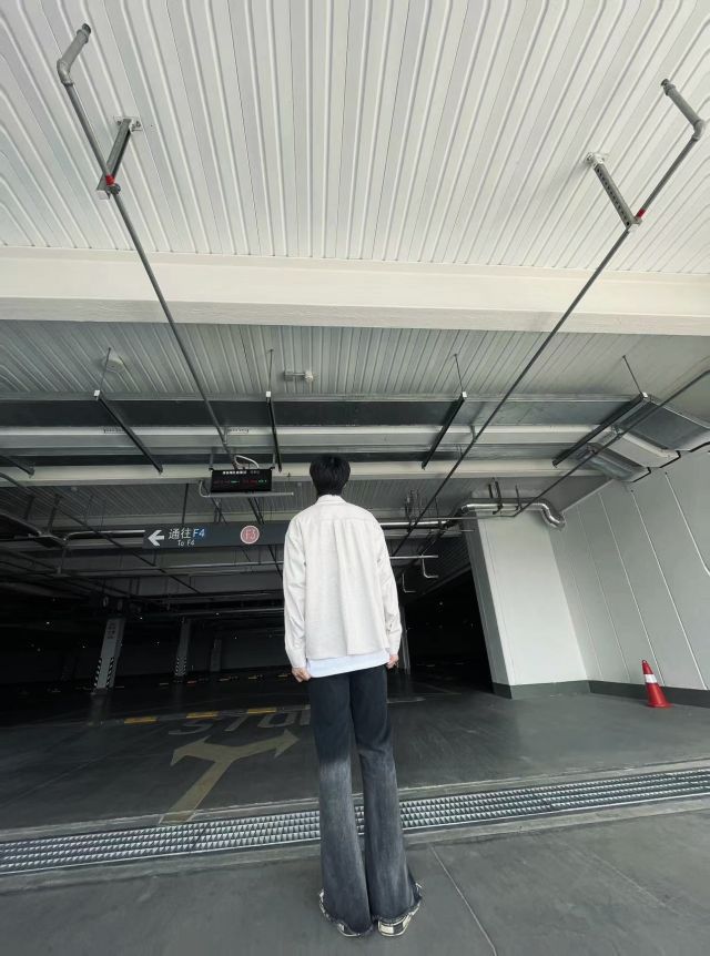 📖185 男大ootd