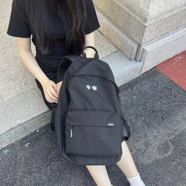 什么？！这也太能装了吧