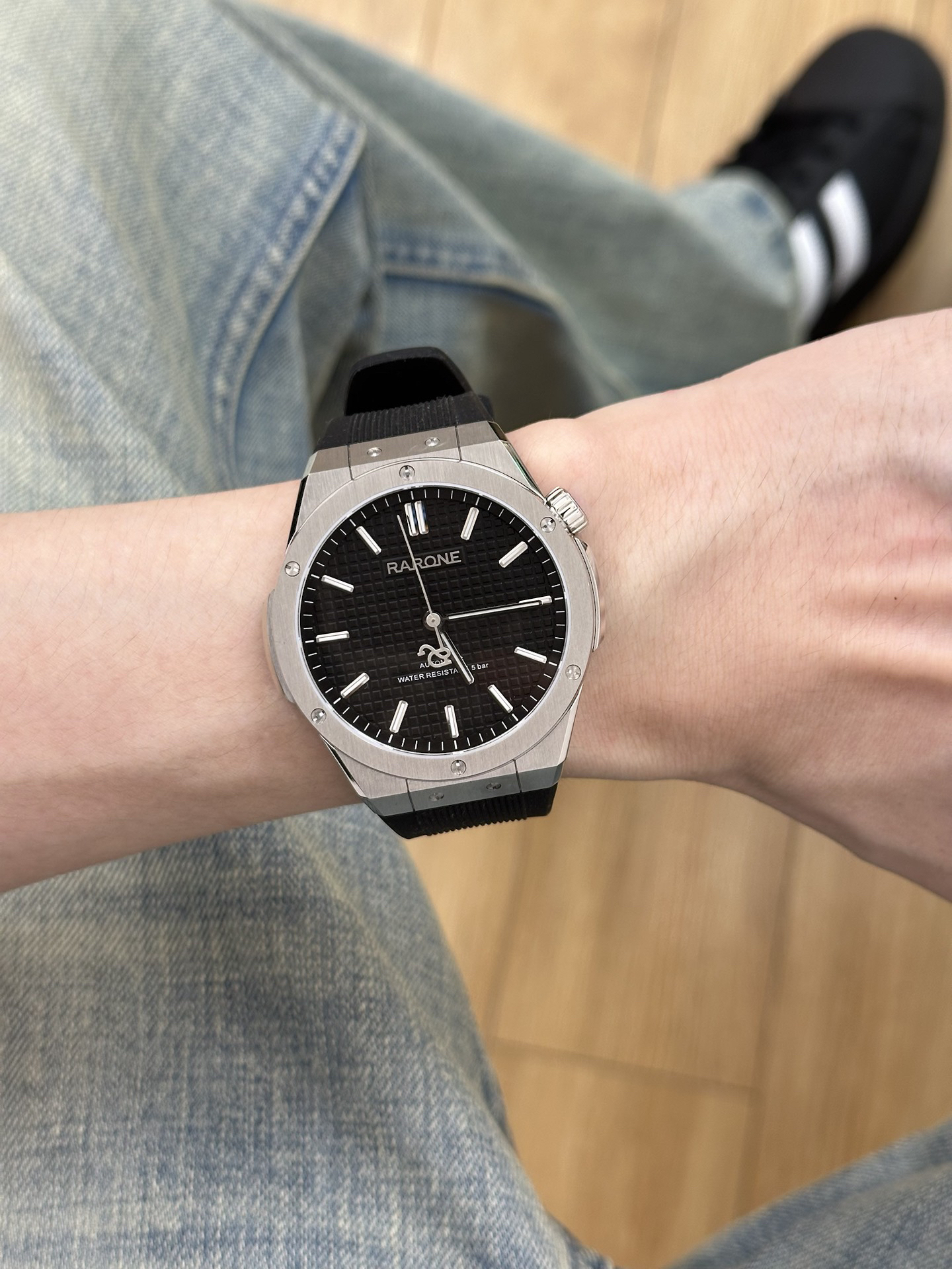 不是！？这么帅小众黑洞机械表⌚️