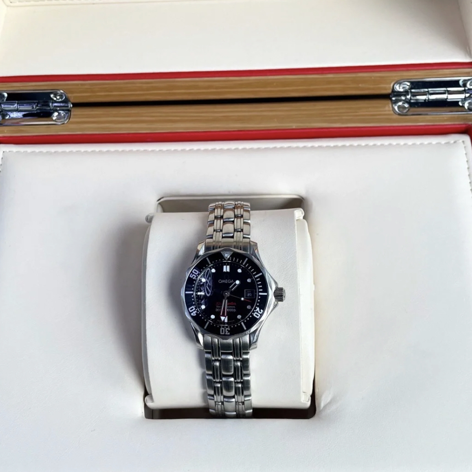 当复古遇到了OMEGA⌚️百搭又时尚