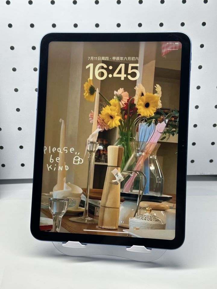 《iPad 10代：谁会为它倾心?》