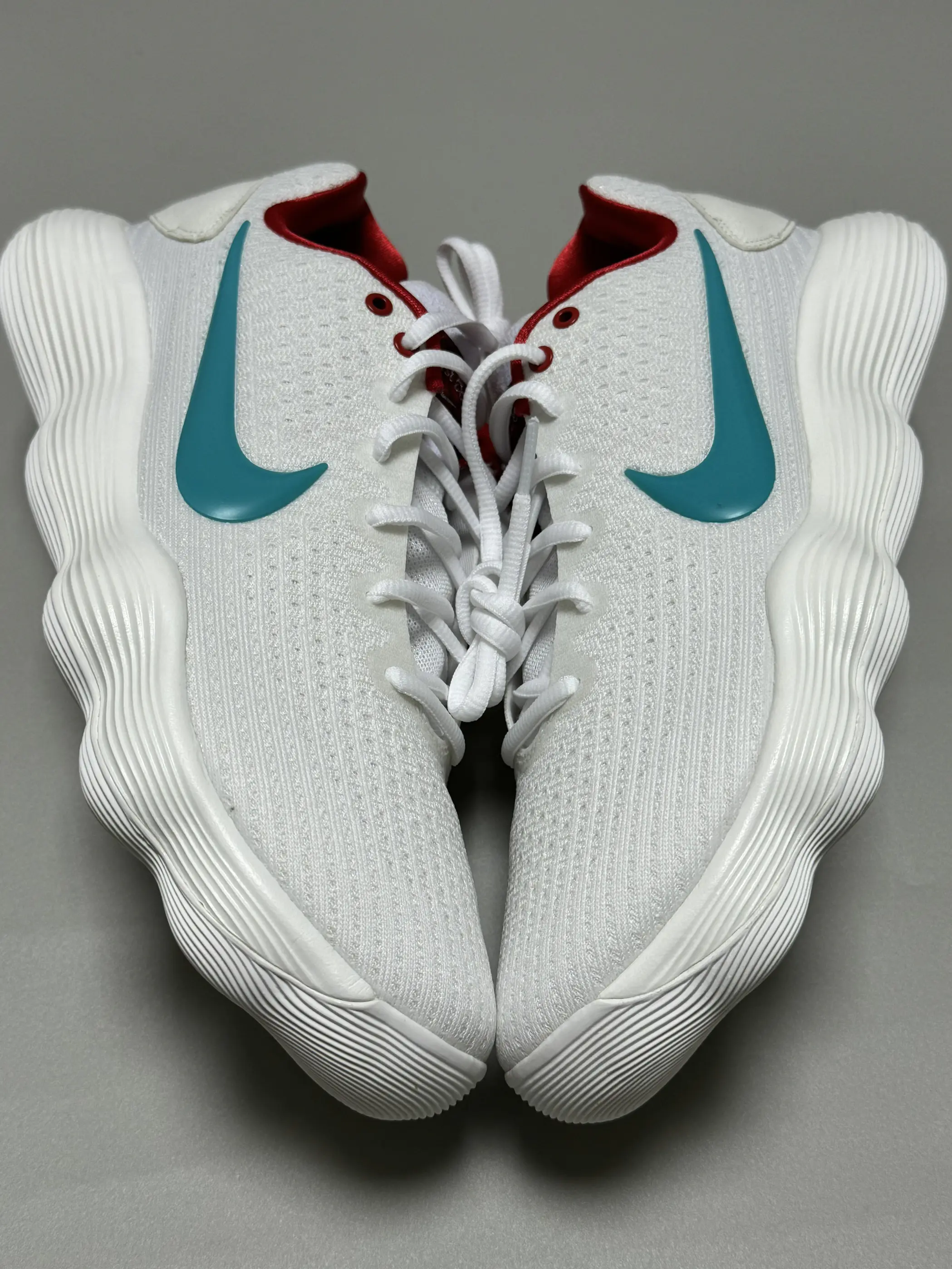 58
“神回归”!这双Hyperdunk 2017值得入手
3
吗?