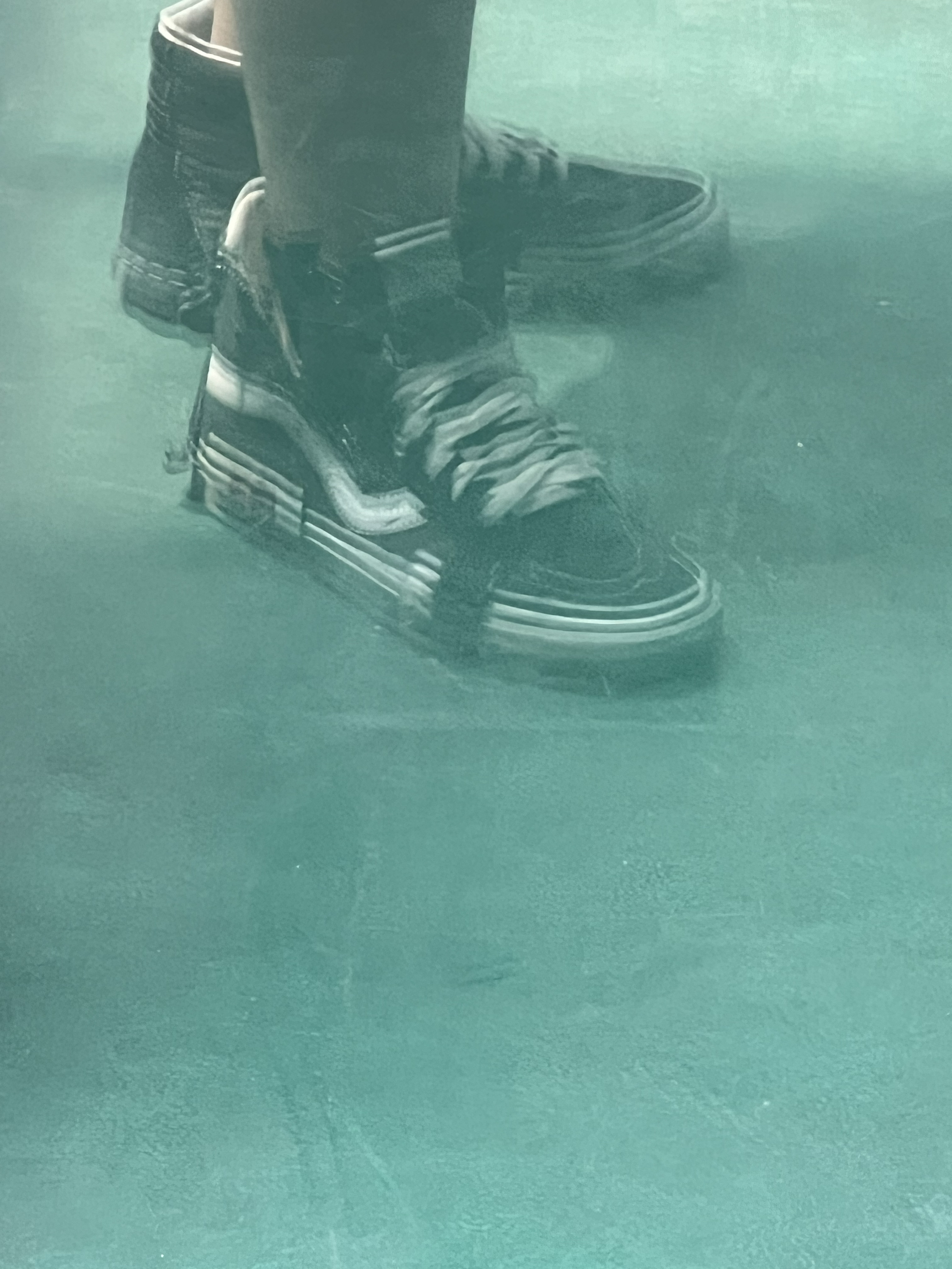 穿了几年都没舍的脱。