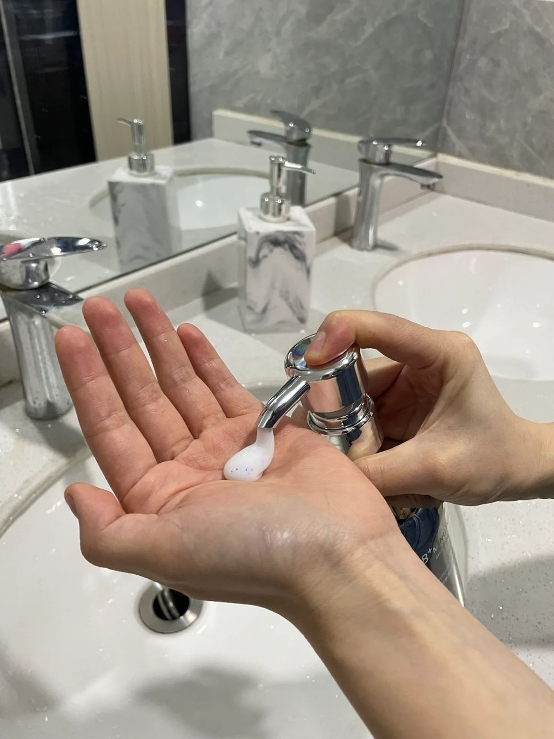 用完头发别提多顺滑了