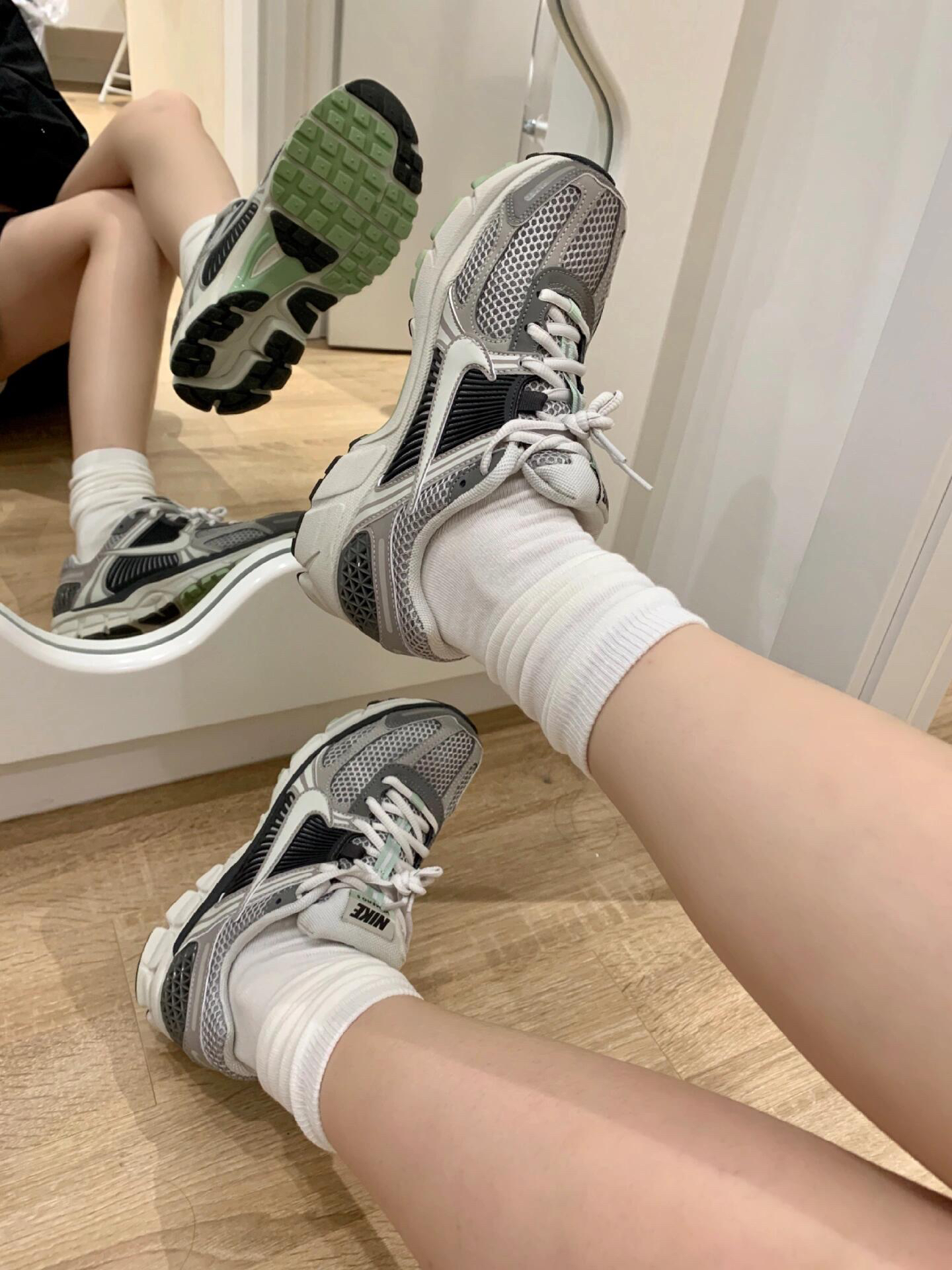 Nike Zoom vomero5 复古感超爱！